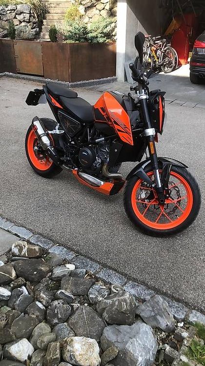 Strada: KTM Duke 690 – Usato da Wattwil venduto da lara88 2