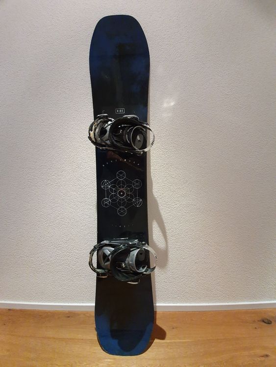 Snowboard Ride Berzerker 2018 + Ride SPI Kaufen auf Ricardo