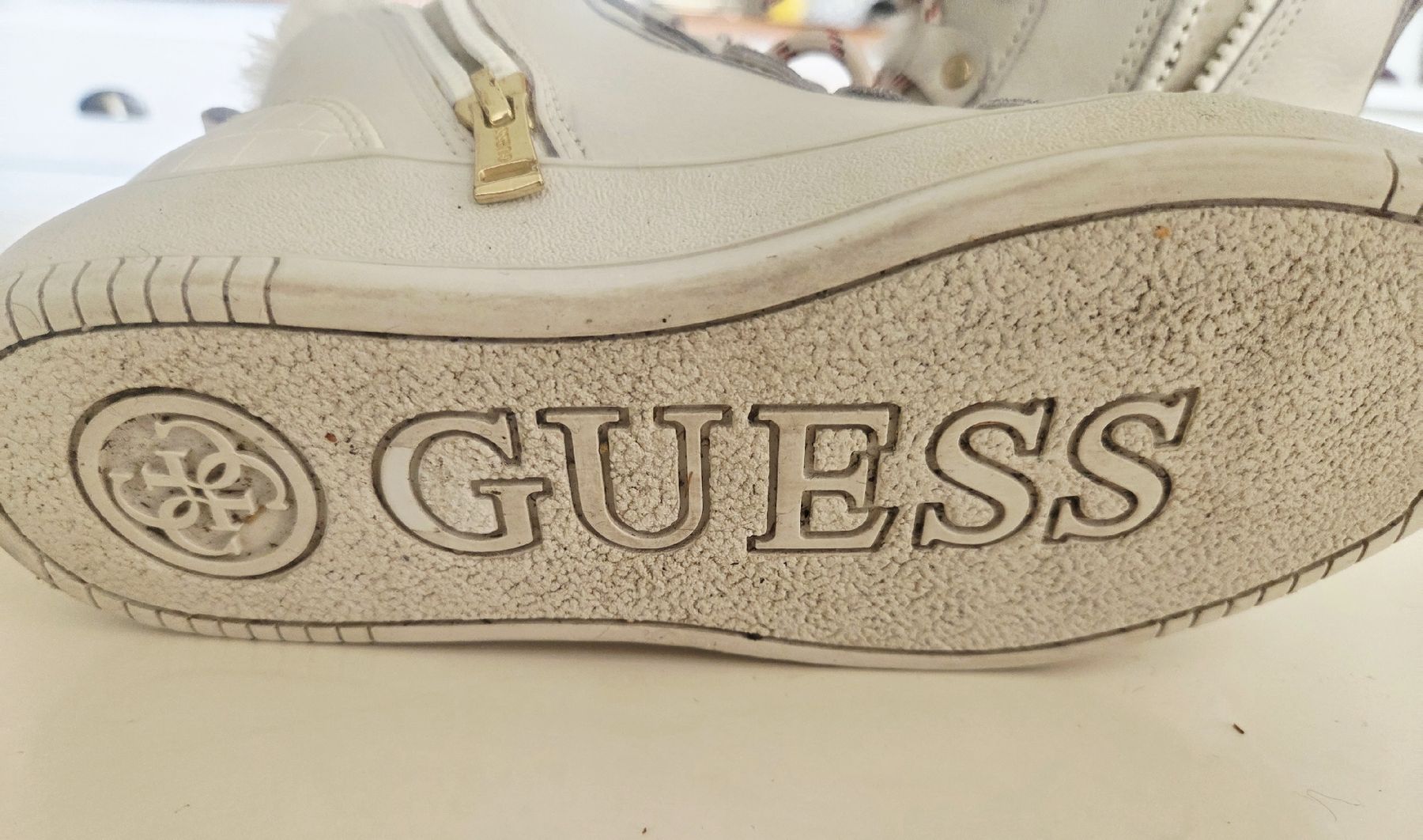 Guess Scarpe per ragazze: Schöne Winterschuhe von GUESS, Gr.35 – Nuovo (secondo la descrizione) da Riehen venduto da Bliss1978