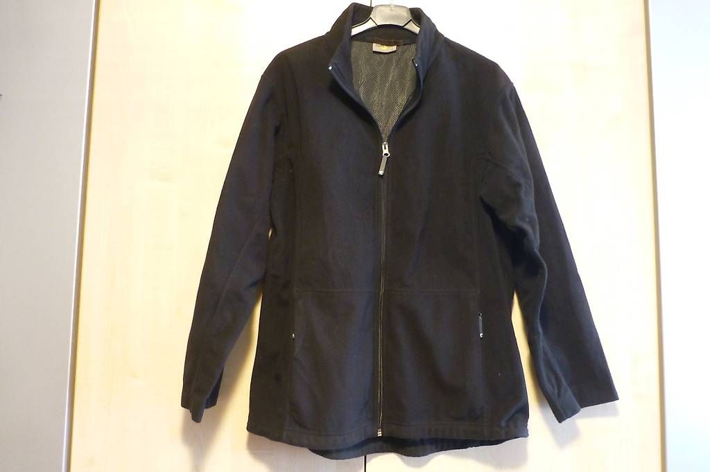Jacken: Switcher Softshell Jacke schwarz Grösse M – Gebraucht aus Reinach BL von Spider63