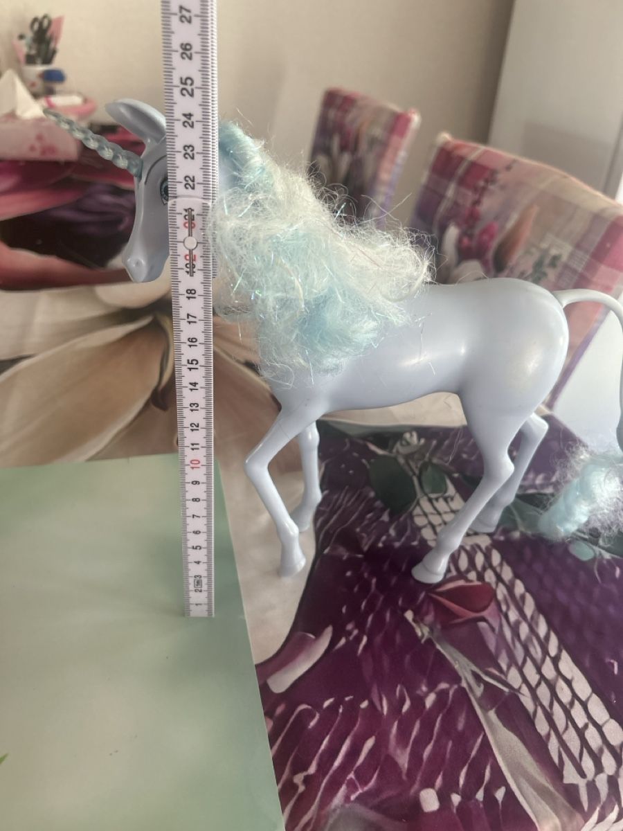 Spielzeuge: Spielzeug Einhorn blau Spielzeugfigur – Gebraucht aus Mühledorf SO von Dania77 6