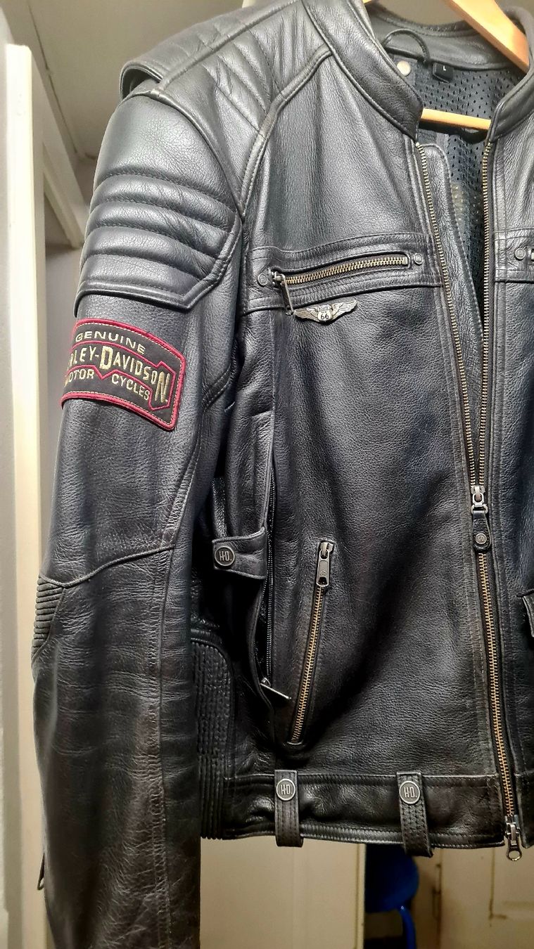 Harley-Davidson Jacken: original Harley Davidson Lederjacke Gr. L – Gebraucht aus Emmenbrücke von Eichhoefli 2