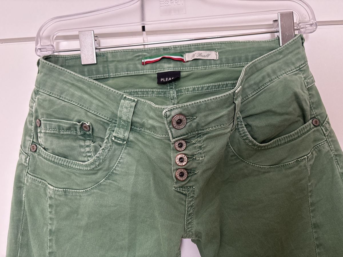 Please Jeans Jeans: Please Jeans, olivgrün, XSmall – Gebraucht aus Nebikon von Draga25 1