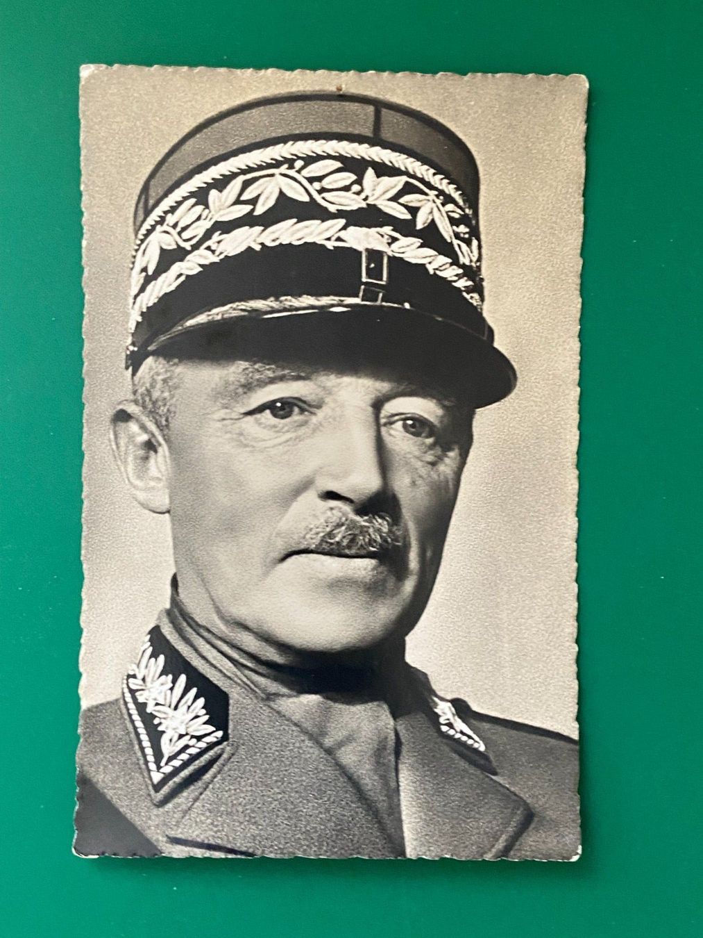 Cartes postales: General Guisan – D'occasion à Steg VS par _vinci_