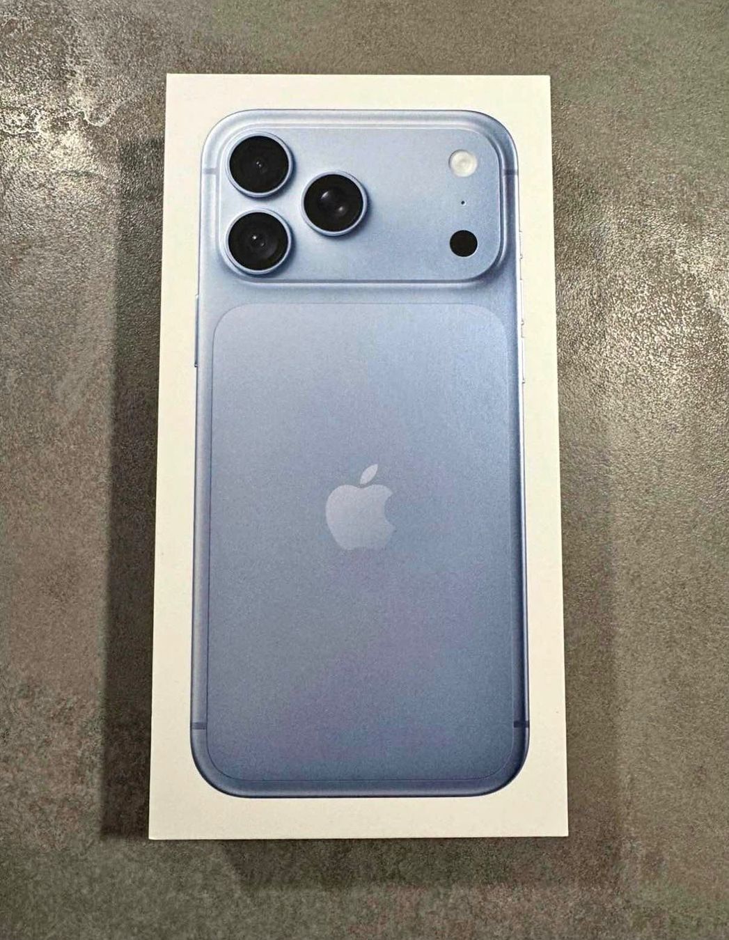 Apple Portables: Iphone 18 pro Max 512 GB Neu – Neuf avec emballage d'origine à Caneggio par nem_x7pm
