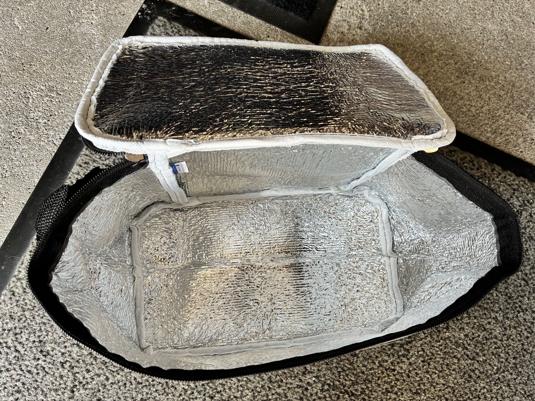 Foulard & Sciarpe: Mazda Fan-Set: Schal und Tasche – Nuovo e nell'imballaggio originale da Horw venduto da adler65 9