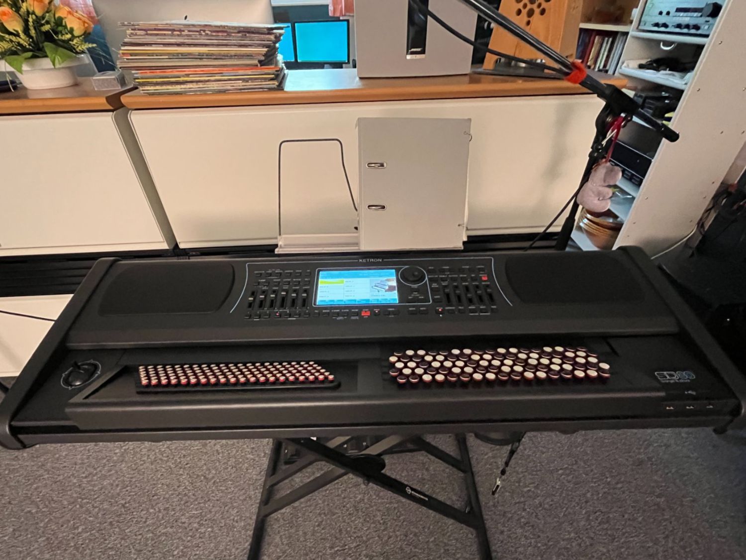 Ketron Strumenti musicali: Knopf-Keyboard Ketron SD80 – Usato da Thunstetten venduto da Gehon_BE 1