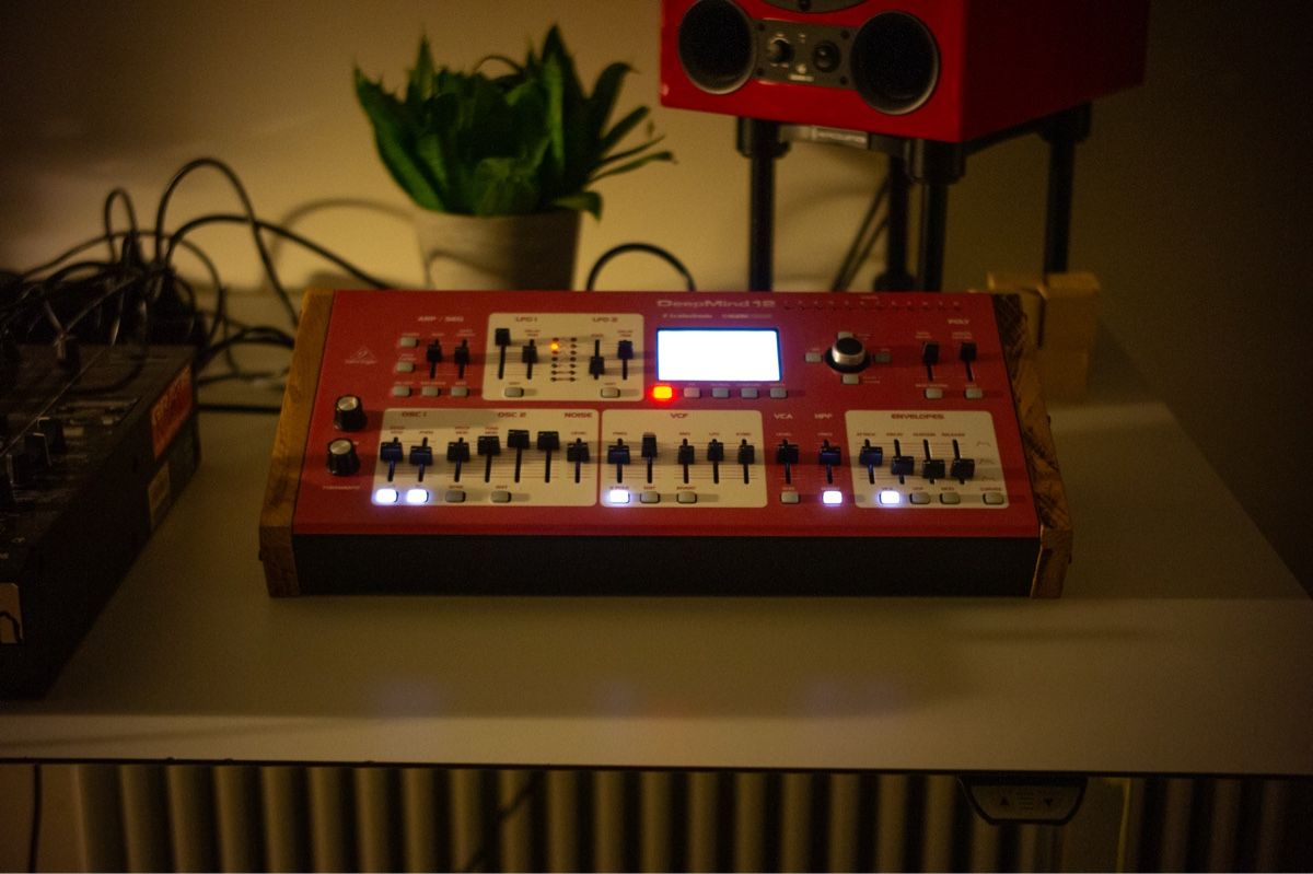 Behringer Musikinstrumente: Behringer Deepmind 12d – Gebraucht aus Arisdorf von SF6 1