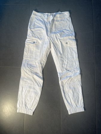 Weisse Cargo Hose im Used Look, Grösse 36