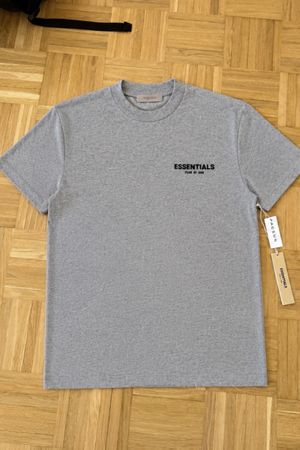 T-shirt essentials 