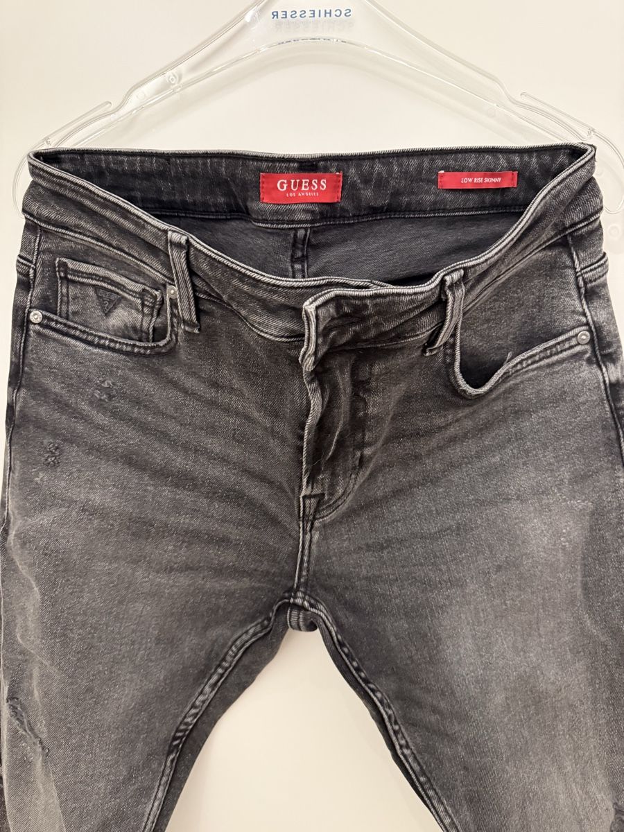 Guess Jeans: Guess Herrenjeans Top Zustand 33 – Nuovo (secondo la descrizione) da Kreuzlingen venduto da Bozzo75 1