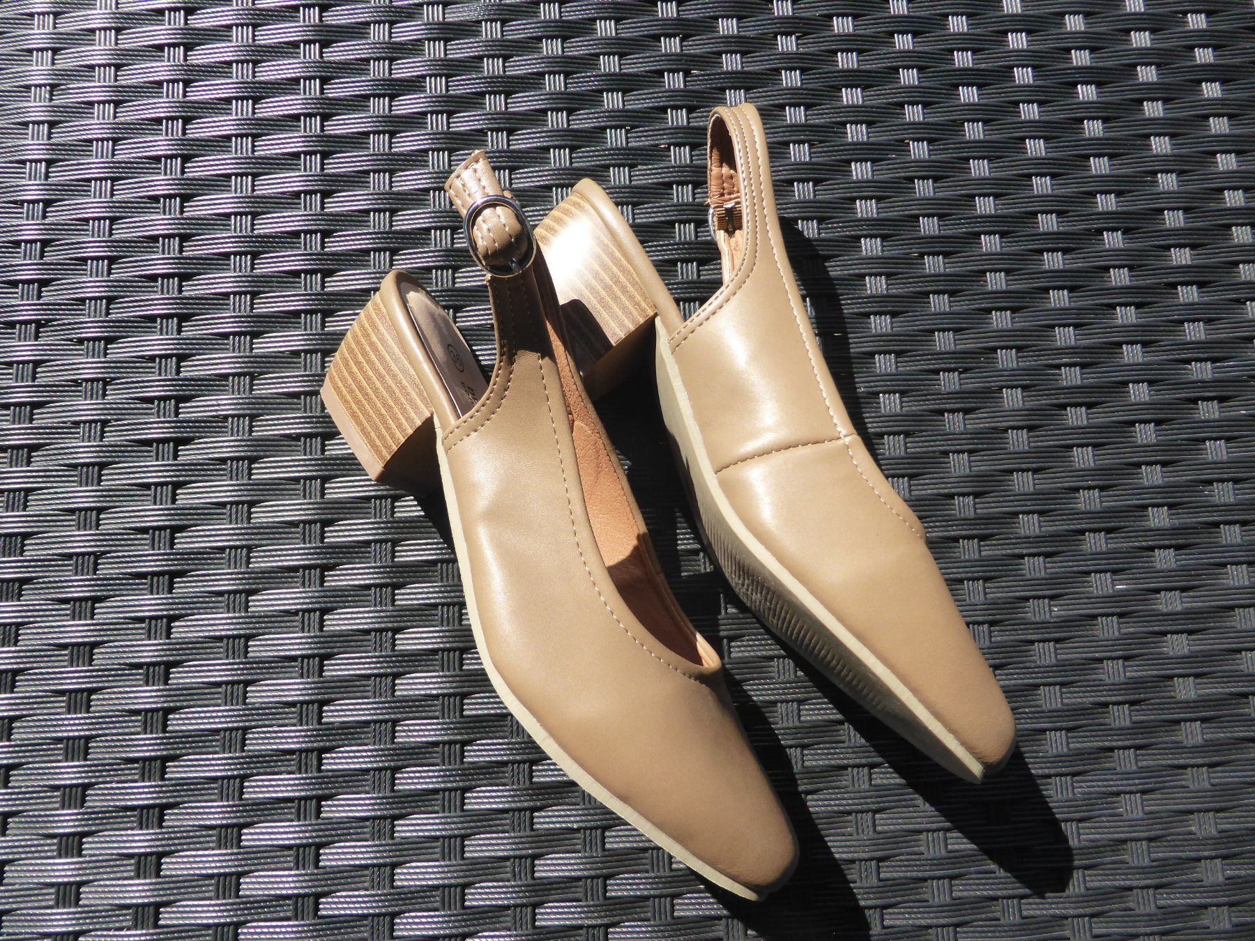 Damenschuhe: Sandale, braun, Gr.36 – Neu (gemäss Beschreibung) aus Schübelbach von Dolly990_2 1