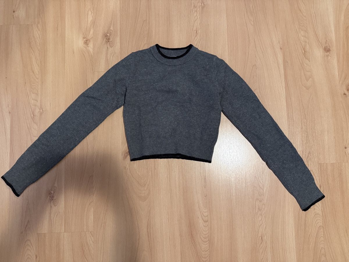 Bershka Maglioni & Felpe: Grauer Pullover Gr. S – Usato da Rotkreuz venduto da tha_lb6g