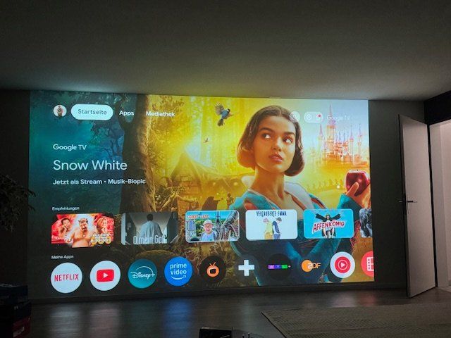 Panasonic Proiettori: Profi-Beamer Panasonic PT AT6000 Heimkino – Usato da Büsserach venduto da Hot_Shots 1