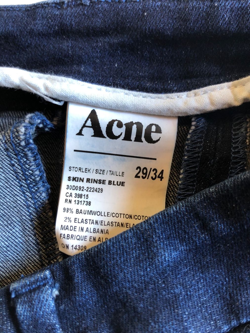 Acne Studios Jeans: Acne Studios slim-fit Jeans dunkelblau 29/34 – Usato da Grellingen venduto da dinge 2