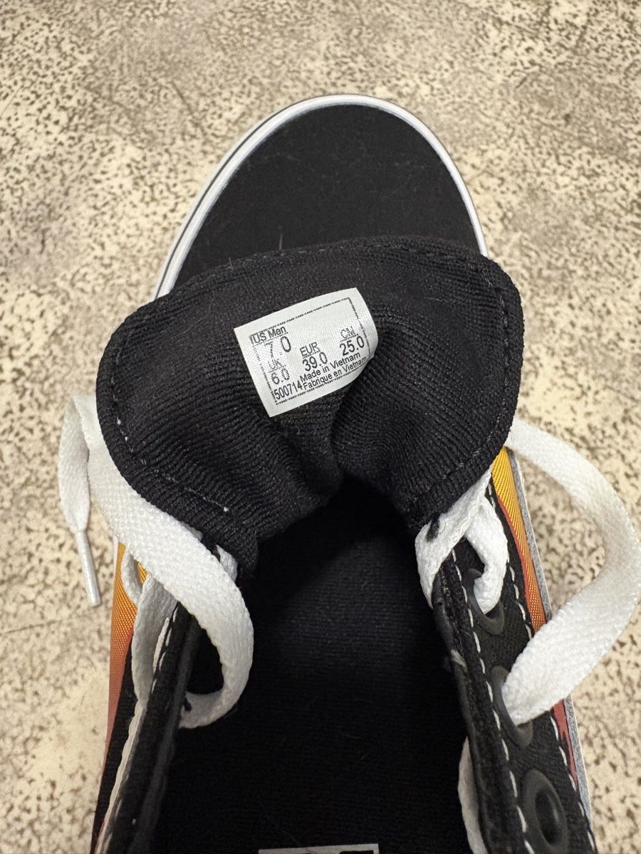 Vans Scarpe da uomo: Vans Old Skool Flame, Grösse US 7 EURO 39 – Nuovo (secondo la descrizione) da Füllinsdorf venduto da xjanaa.e 2