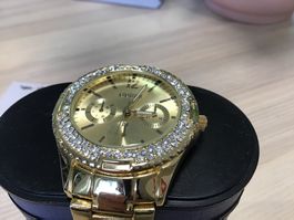 Guess Damenuhr Gold mit Strass, NICHTGETESTET neuwertig!