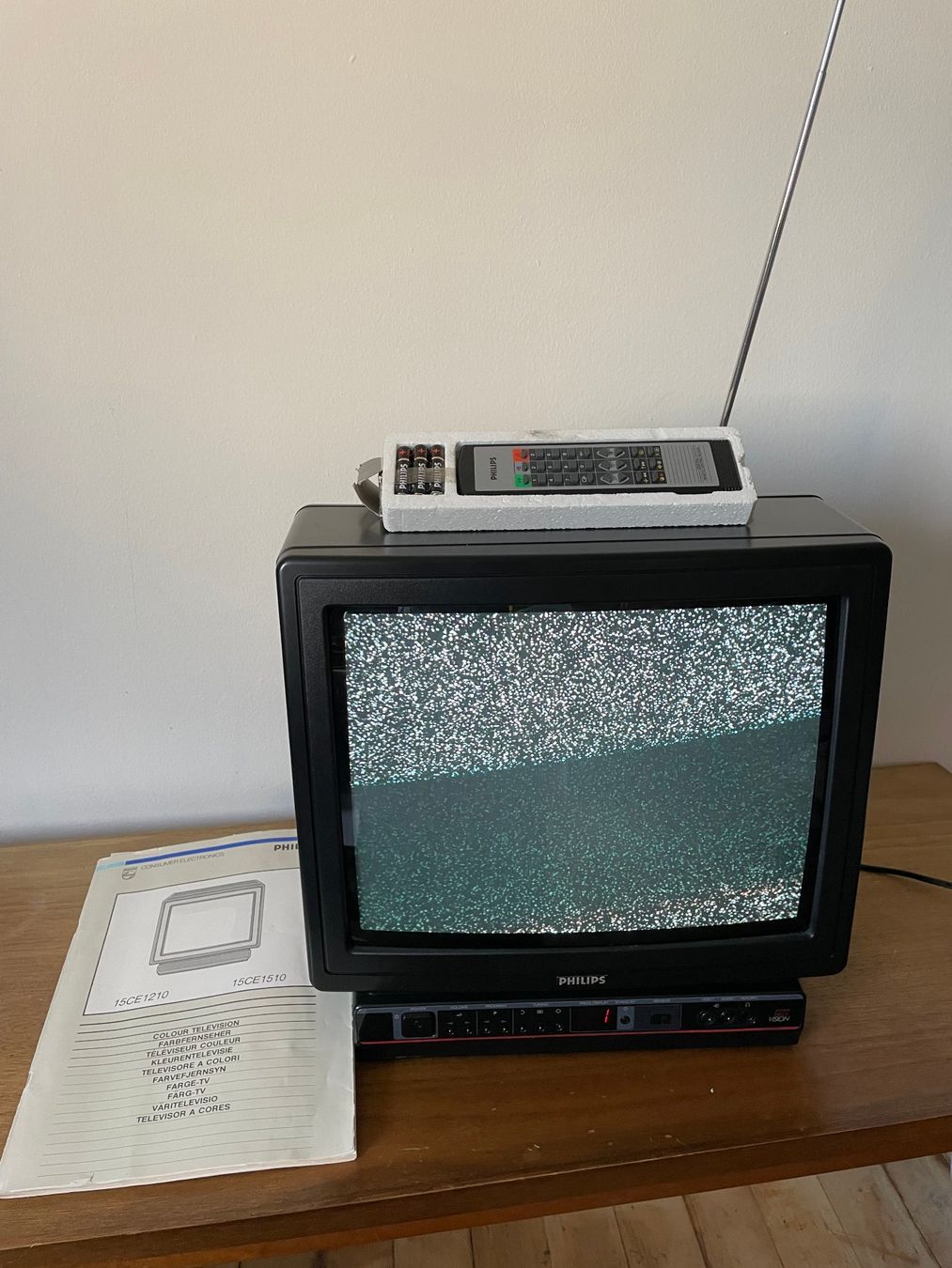 Fernseher: Vintage / Gaming Fernseher Phillips – Gebraucht aus Münchenbuchsee von hamama18