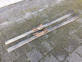 Uralte Holz Ski ohne Metallkanten Rarität Sammler Deko