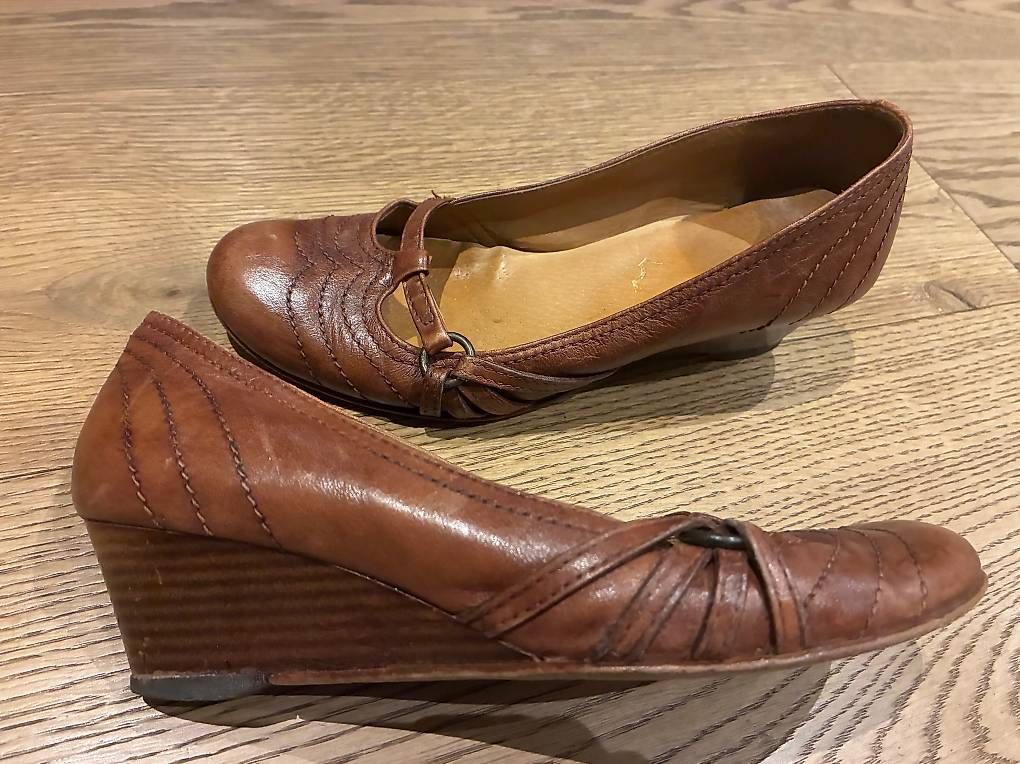Scarpe da donna: Ballerinas Keilabsatz Gr. 36 – Usato da Winterthur venduto da Rawille