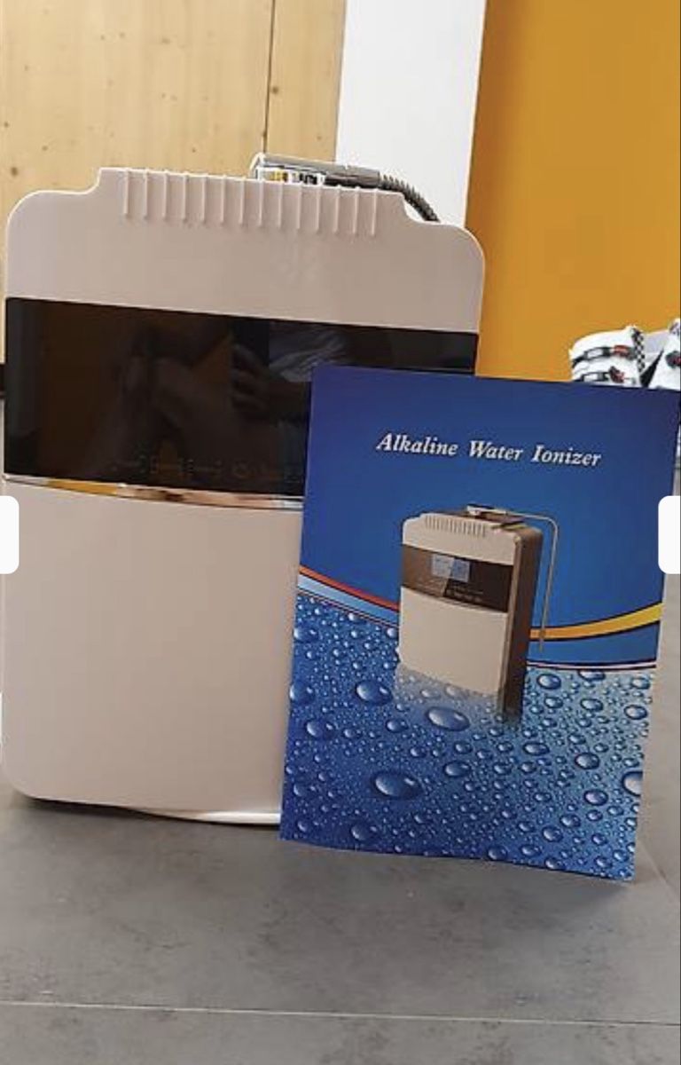 Installations sanitaires: Wasserfiltergerät - Alkaline Water Ionizer – Neuf avec emballage d'origine à Obersaxen par jen_6dnw