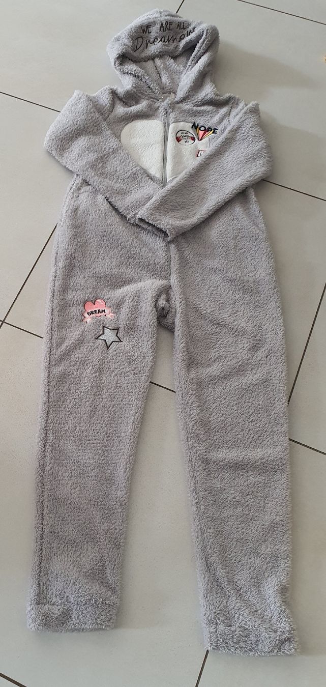 Pigiama & Simili: Pyjama peluche gris taille 14 ans – Nuovo (secondo la descrizione) da Vouvry venduto da Arwenne