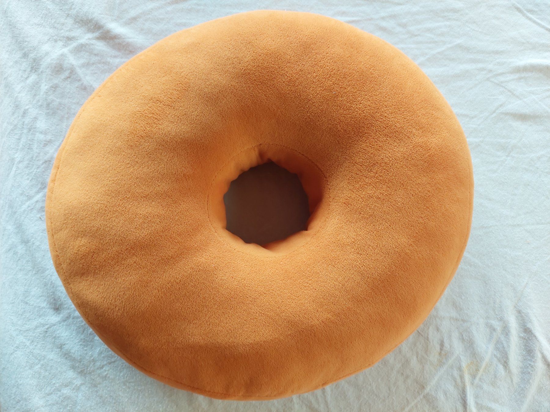 Cuscini: Coussin en forme de Doughnut – Nuovo (secondo la descrizione) da Tramelan venduto da Belleza82 1