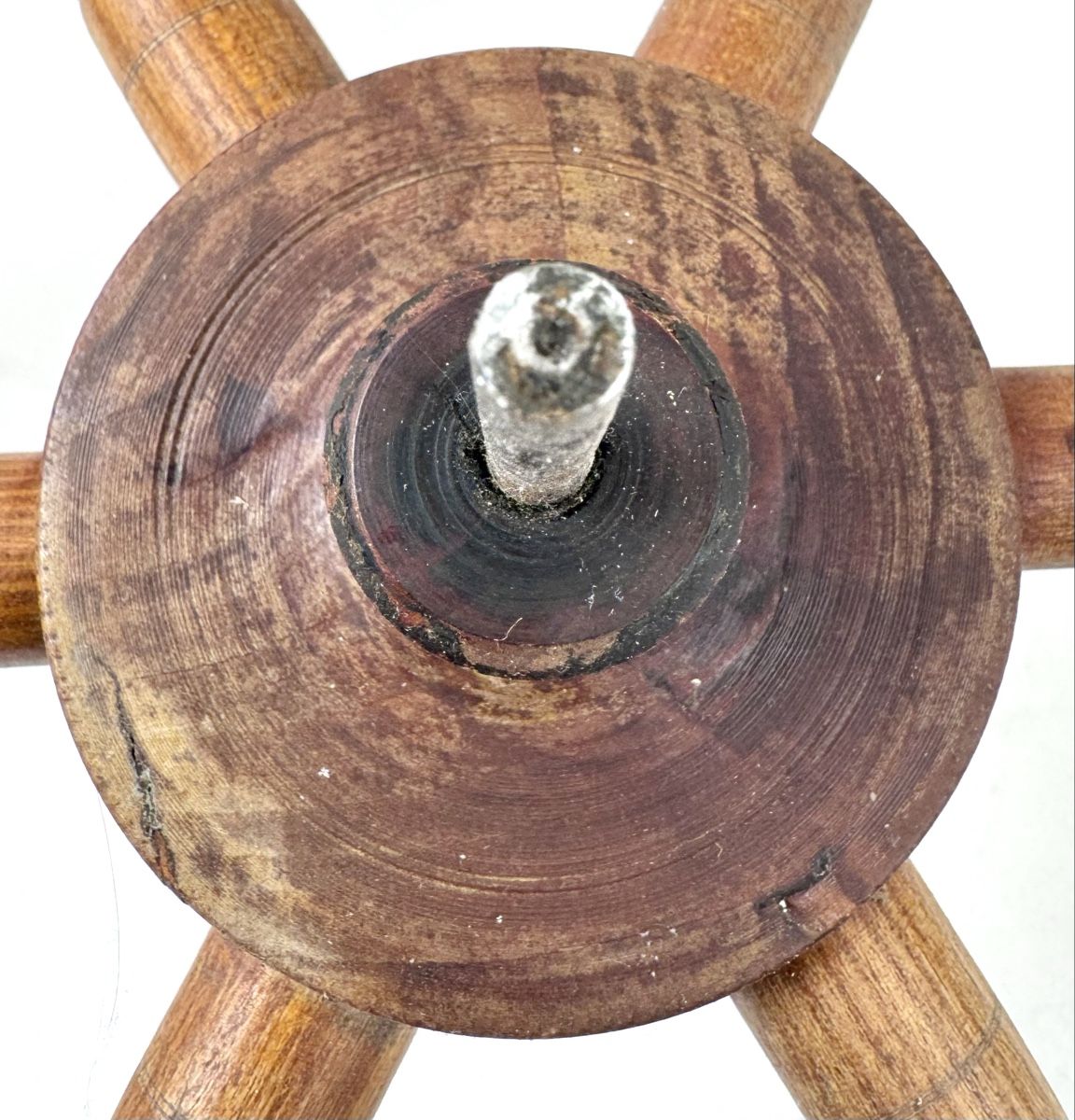 Ruote per filare: Rad eines antiken Spinnrads – Usato da Wildberg venduto da wild59 5