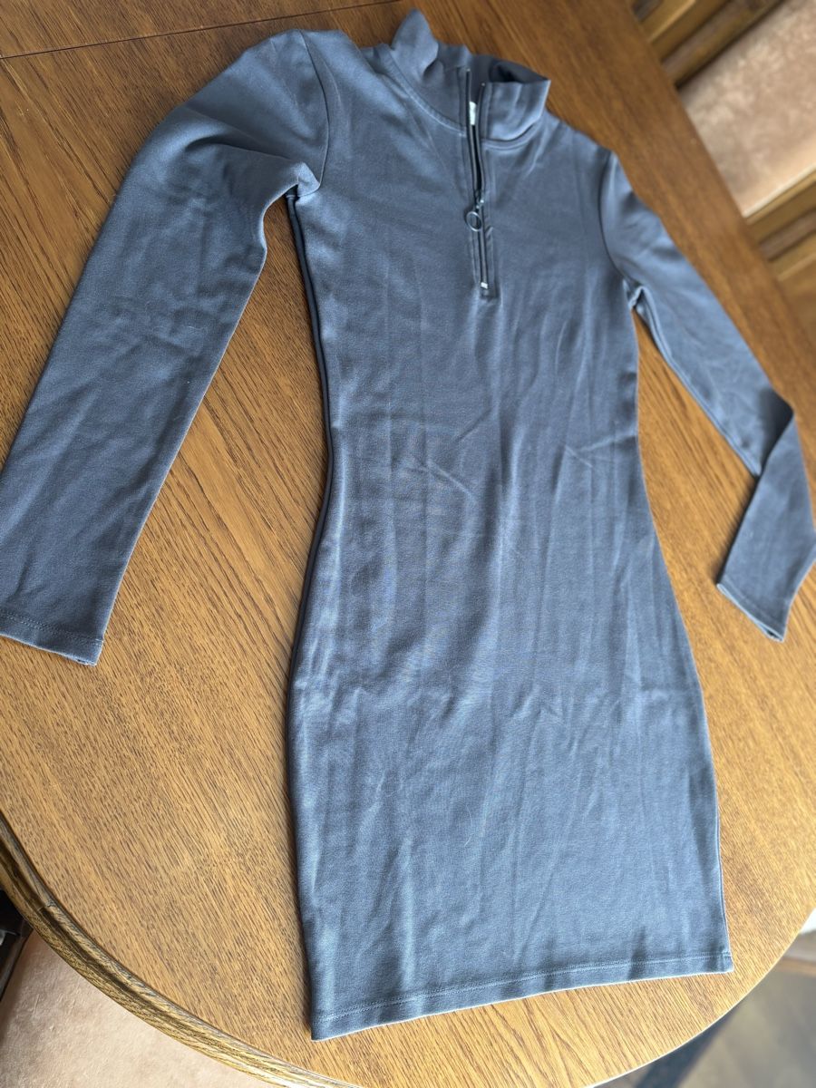 Vestiti: Robe Monica Geuze taille XS – Usato da Attalens venduto da Skorpionica 3