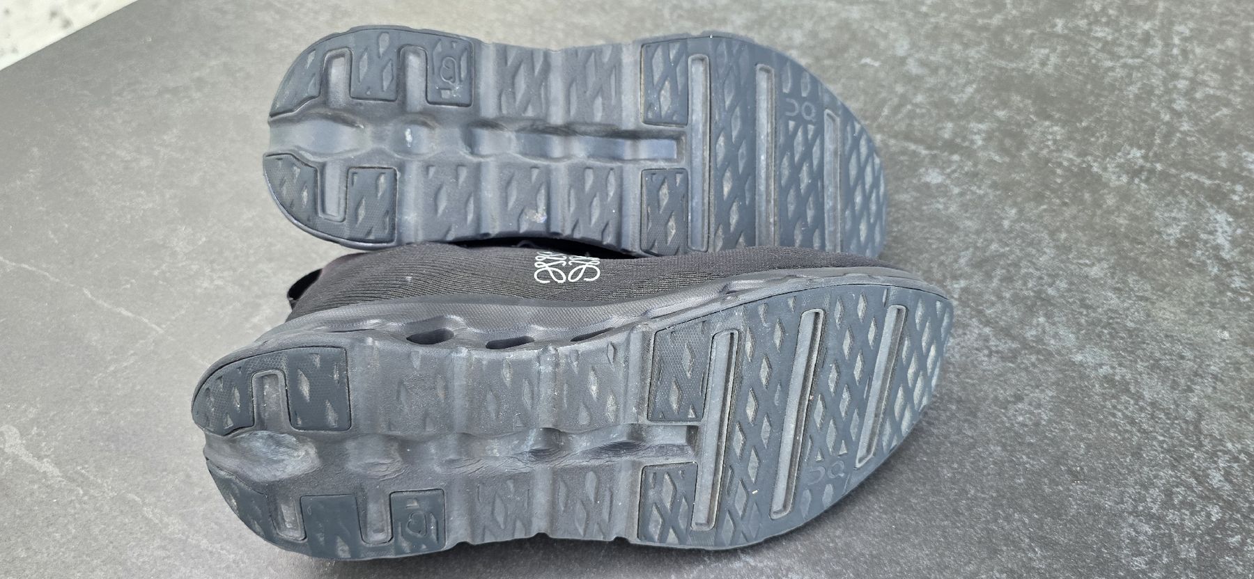 On Scarpe da uomo: ON x LOEWE Cloudtilt Schwarz Gr. 46 | Limited Edition – Usato da Biel/Bienne venduto da Popoff1 3