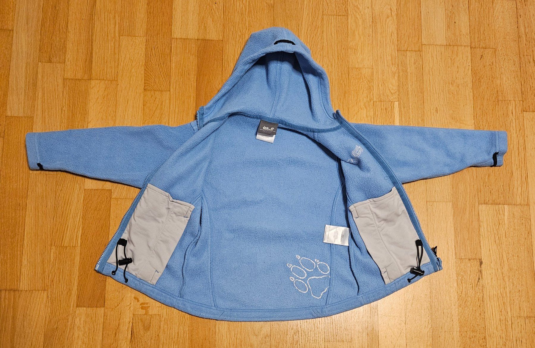 Lotti & Set di vestiti: Fleecejacke Jack Wolfskin Grösse 116 – Usato da Utzenstorf venduto da and_c8wy 1