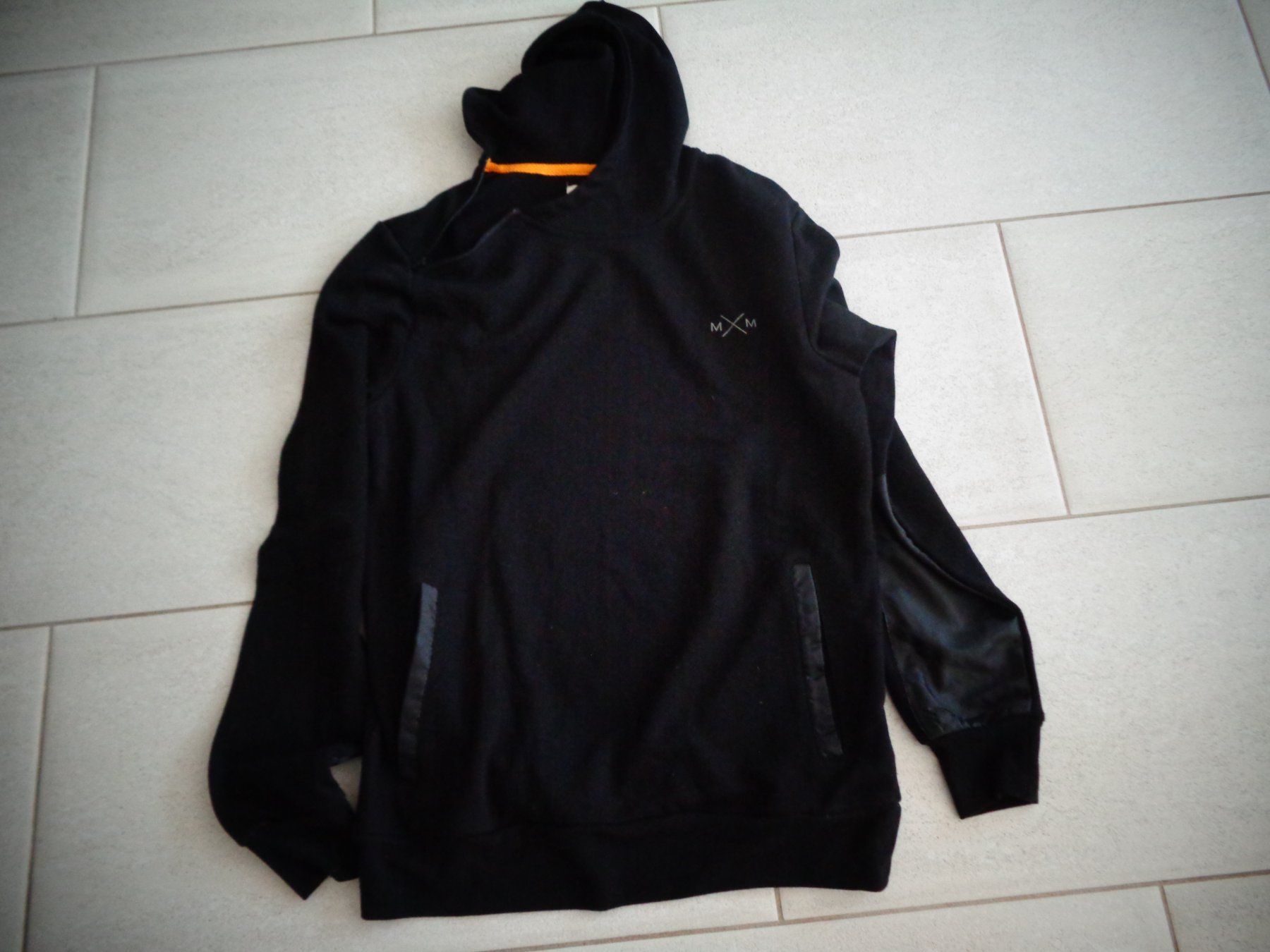 Maglioni & Felpe: MICK MORRISON KAPUZEN PULLOVER GR.S NEUWERTIG – Nuovo (secondo la descrizione) da Rotkreuz venduto da Samballi