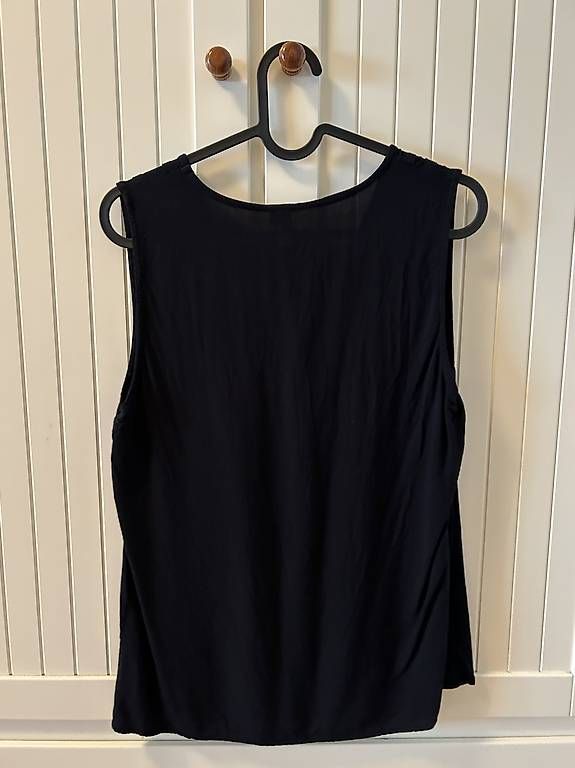 Vero Moda Tops: Top Vero Moda (M) – D'occasion à Basel par stb_27 1