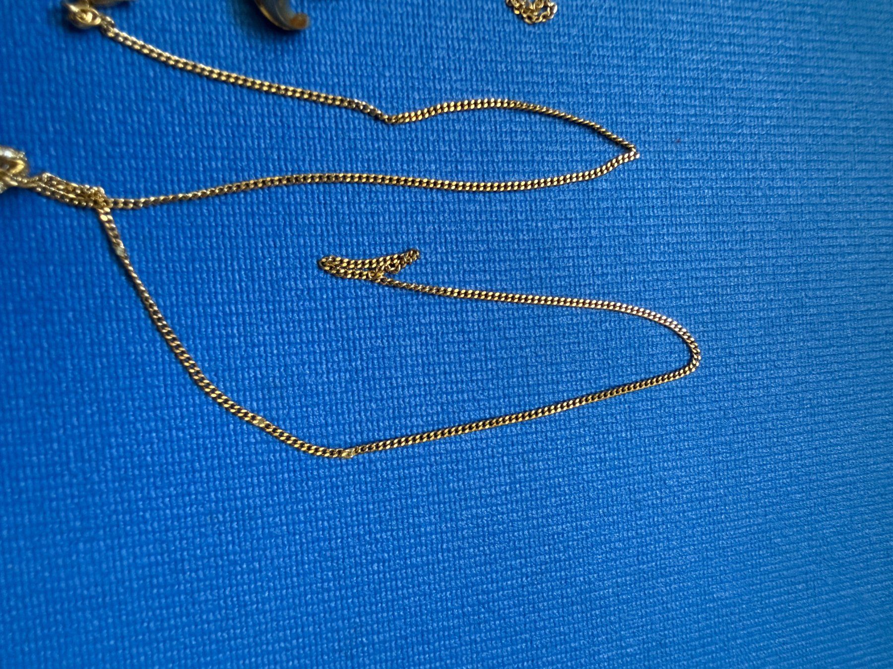 Swarovski Sonstiger Schmuck: Modeschmuck 2 Kettenanhänger mit Swarovski etc. – Gebraucht aus Frauenfeld von Camel16 3