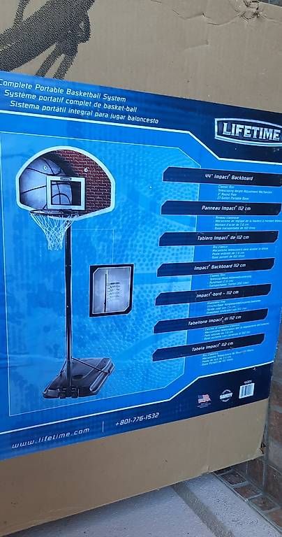 Canestri da basket: Panier de basket sur pied – Nuovo e nell'imballaggio originale da Carrouge VD venduto da ansof 1