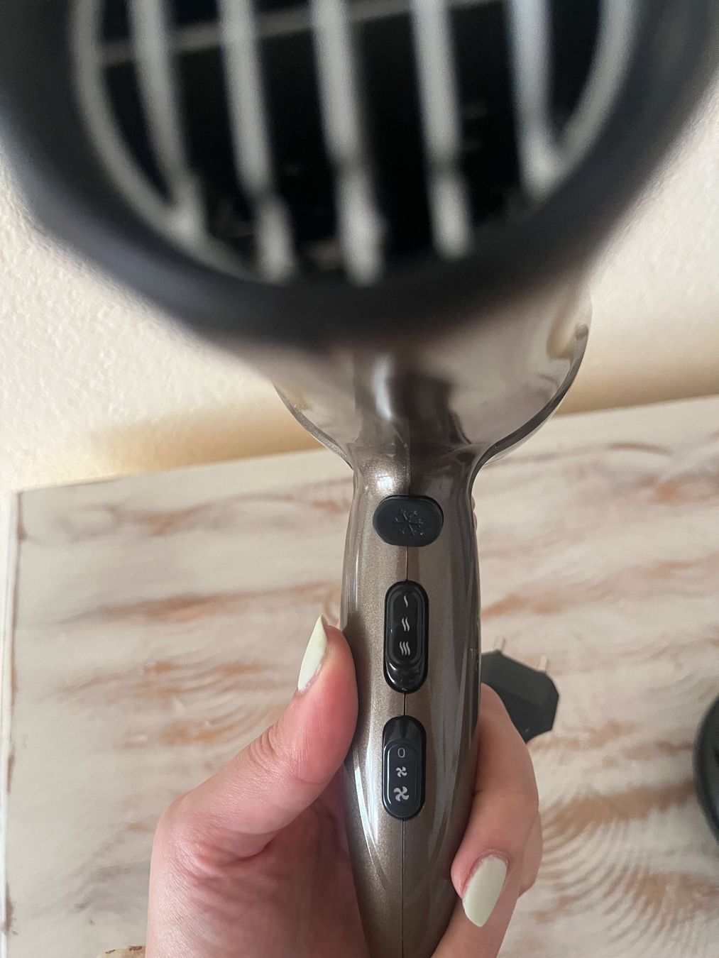 Trisa Sèche-cheveux: Trisa Haartrockner mit Difusor – D'occasion à Bülach par creami 2