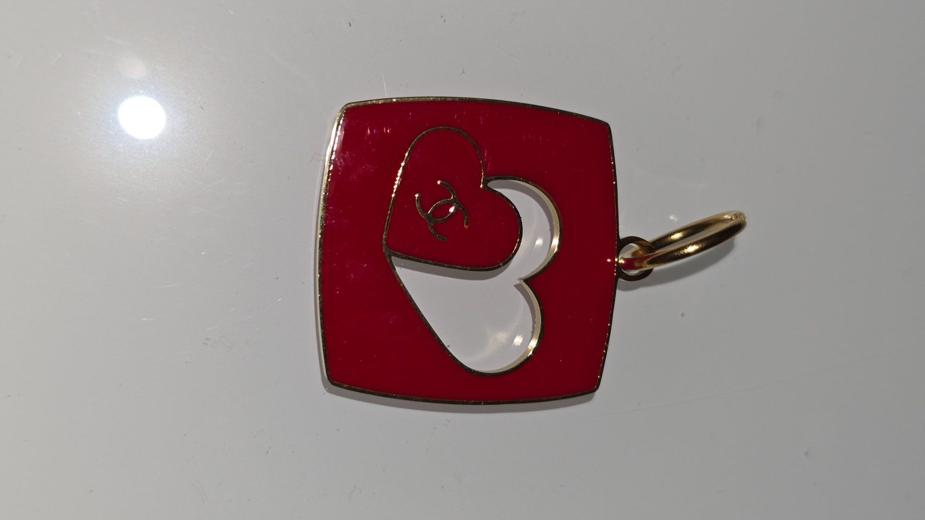 Chanel Pendentifs: Chanel Charm  Valentistag – Neuf (Voir description) à wallisellen par funkelsternchen5 1