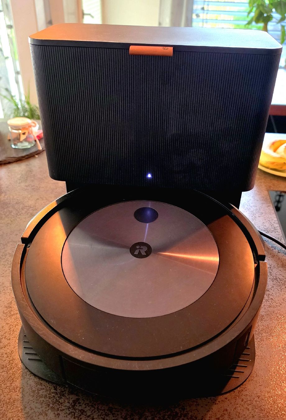 Irobot Staubsauger & Zubehör: iRobot RoombaCombo J5+  – Defekt aus Muri AG von chili070700