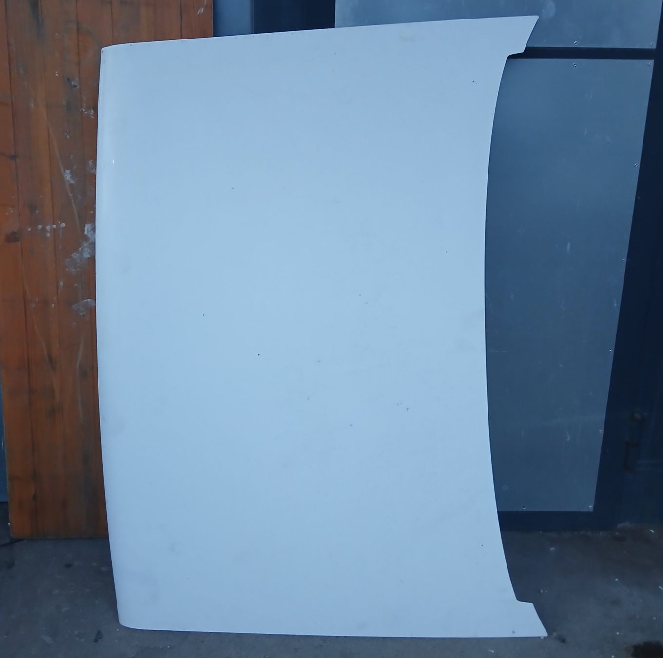 Renault Tutti pezzi di ricambio auto: Capot Renault Express 1994-2001 – Usato da la heutte venduto da Auto-stock