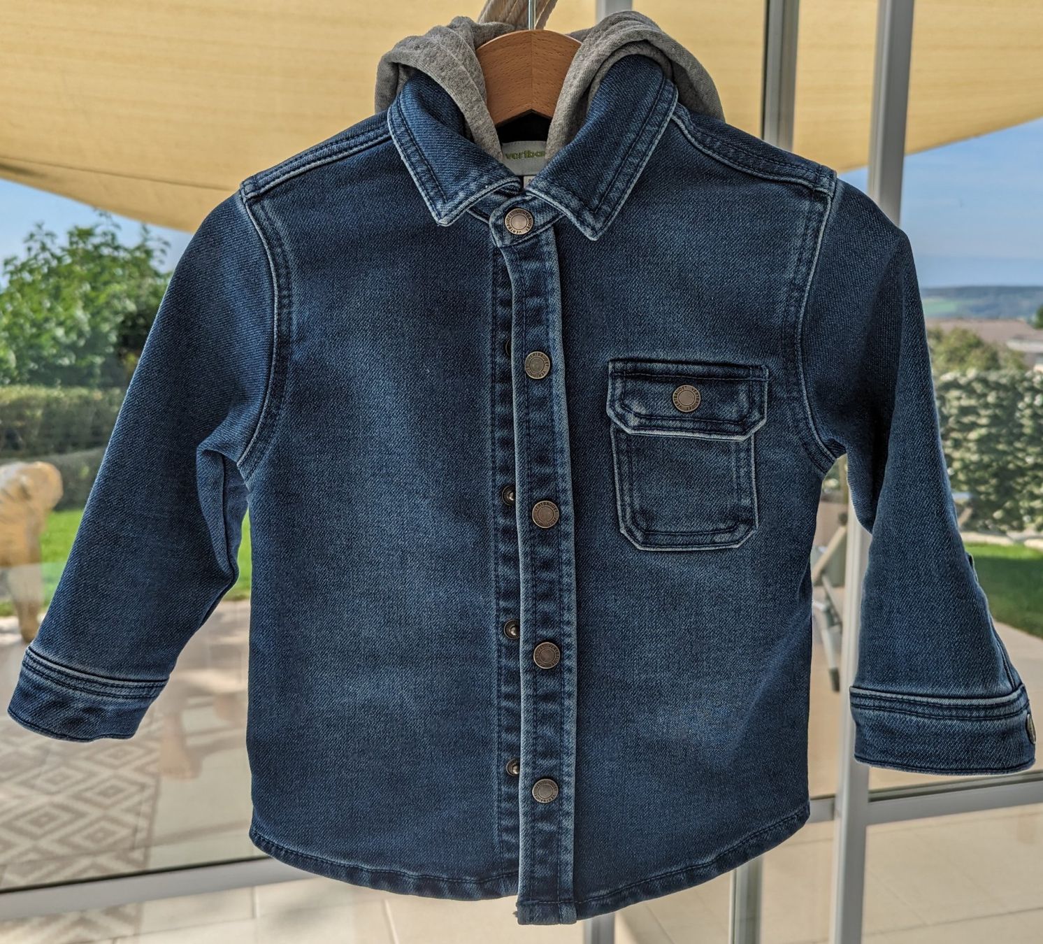 Camicie, Top & T-shirt: Jeans Hemd, Kinder – Usato da Ueberstorf venduto da vil_qmy8