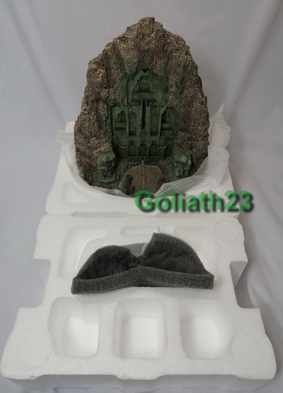 Statuette: Weta Workshop Front Gate To Erebor Environment The Hobbit – Usato da Flawil venduto da Goliath23 6