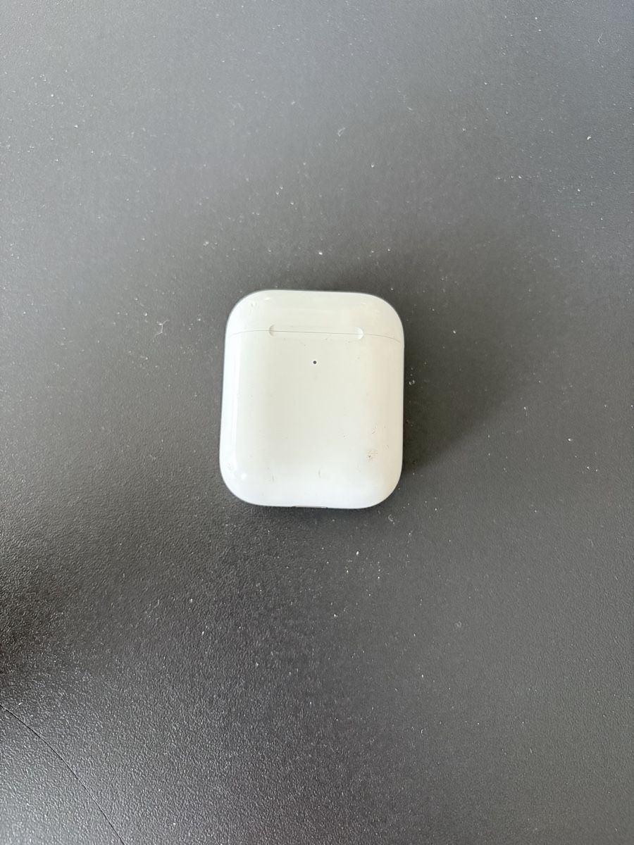 Apple Cuffie: Apple AirPods 2 – Usato da Gwatt (Thun) venduto da Louis1931
