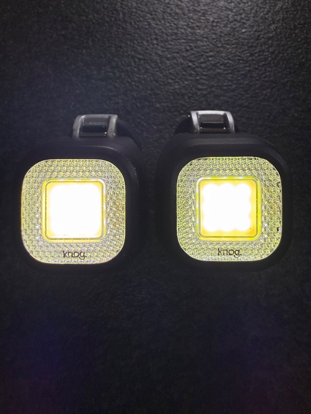 Pezzi di ricambio: Knog Scheinwerfer Blinder Mini Chippy 2 Stück – Usato da Muttenz venduto da Fantom03 3
