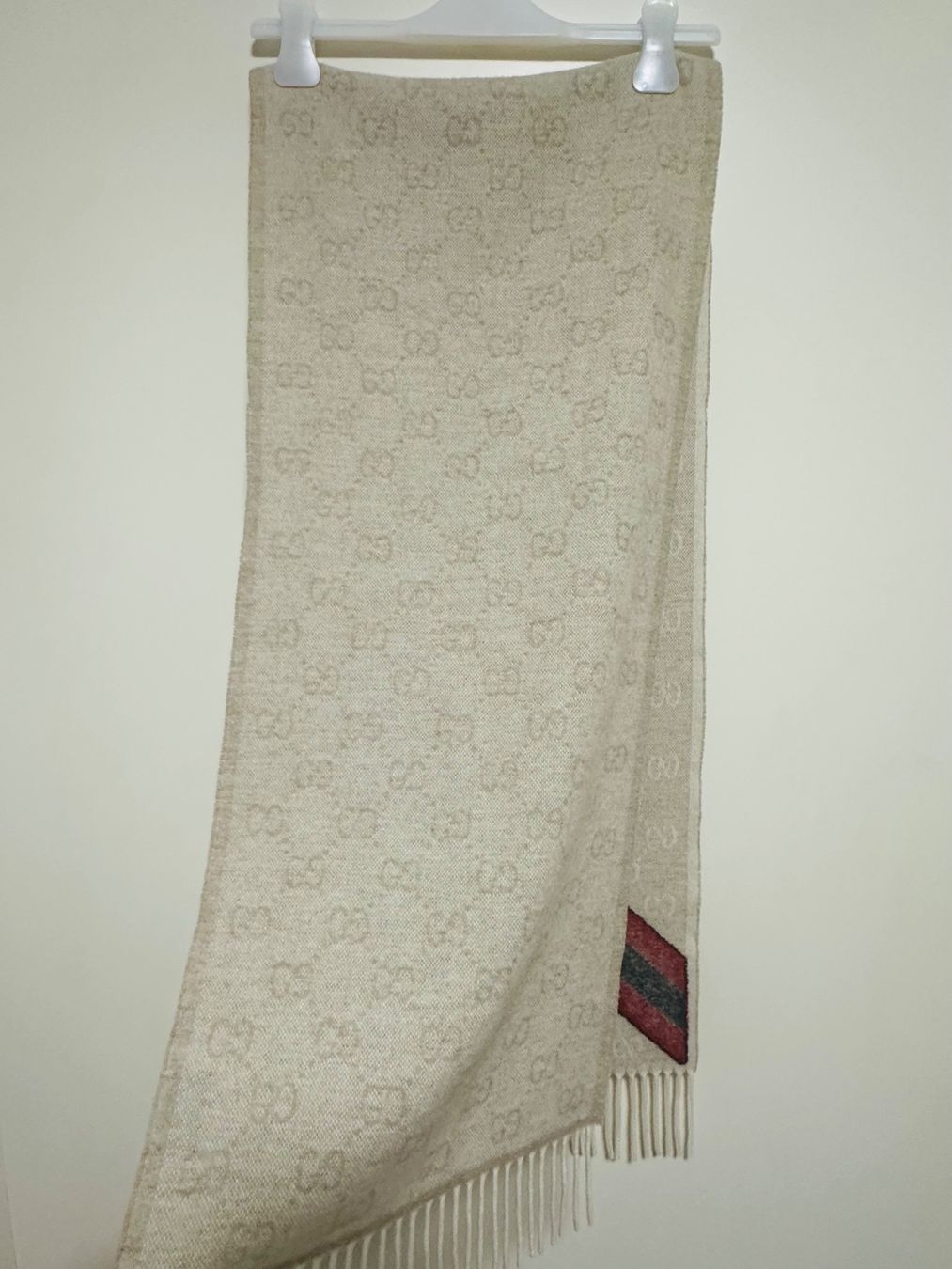 Gucci Foulard & Sciarpe: GUCCI Kaschmir Schal Beige – Usato da Basel venduto da iulia_haul 3