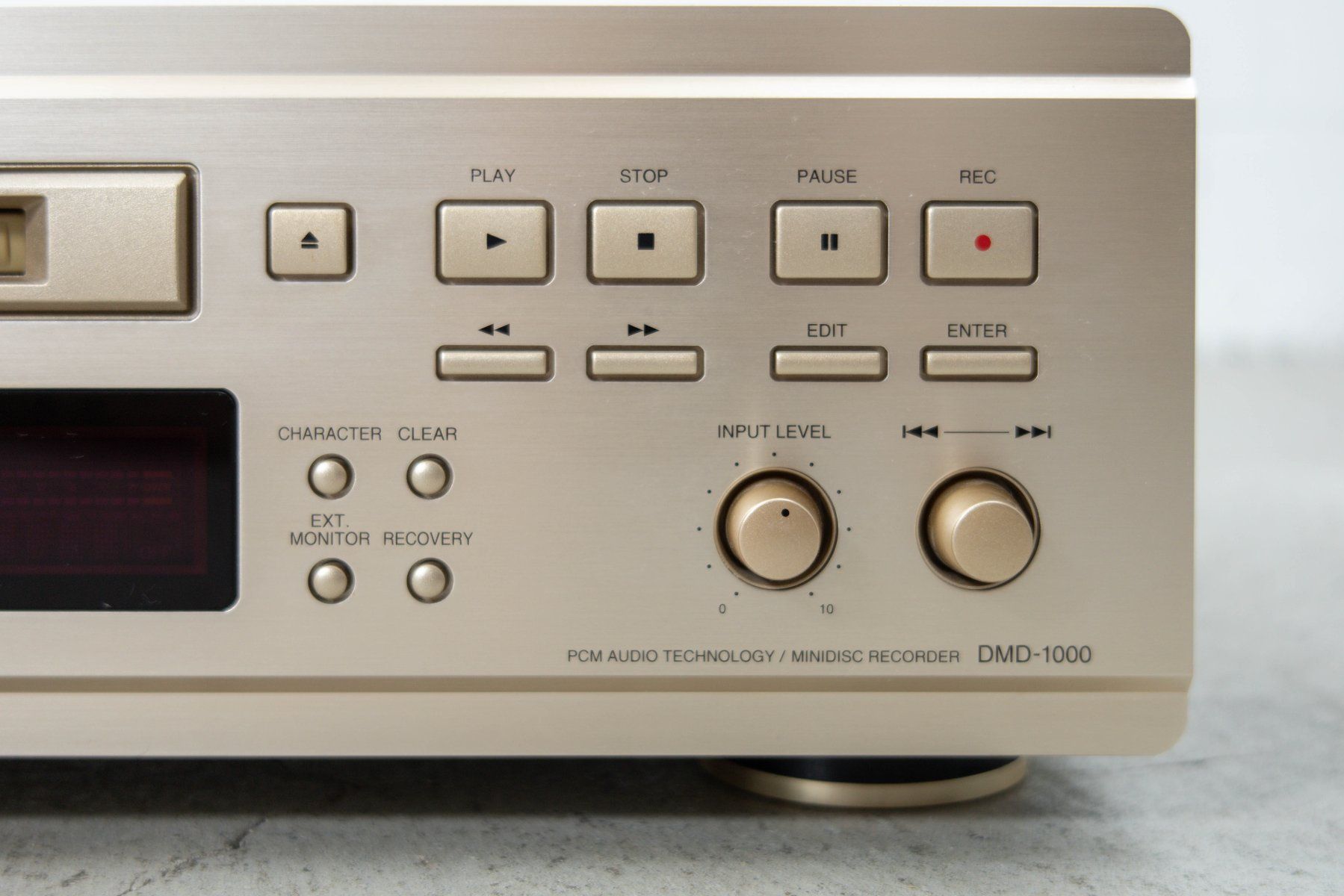 Denon Registratori: Denon DMD-1000 Minidisc Recorder – Usato da Zürich venduto da ZuercherBrockenhaus 3
