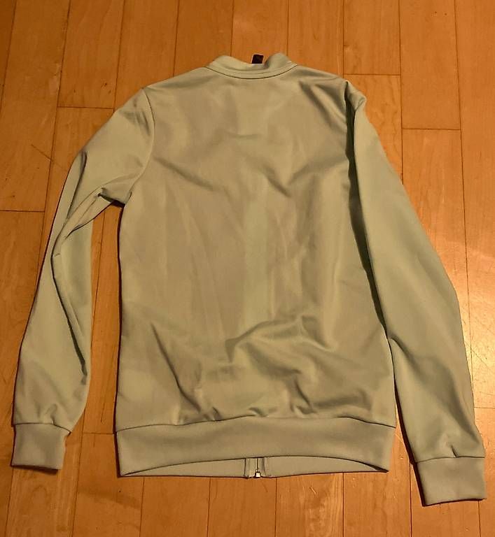 Adidas Pantalons: Zweiteiliger Adidas Trainer Gr. 164 – D'occasion à Schwerzenbach par lith7 4