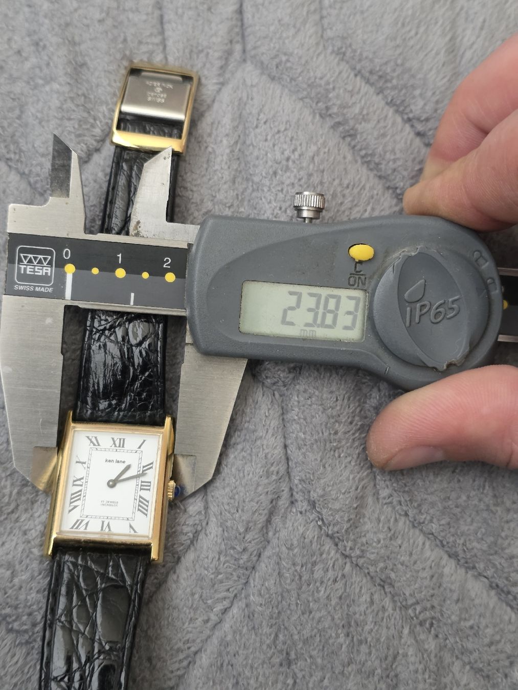 Swiss Orologi: Montre mécanique tank plaque or  – Usato da Grand-Lancy venduto da Precision-GE 4