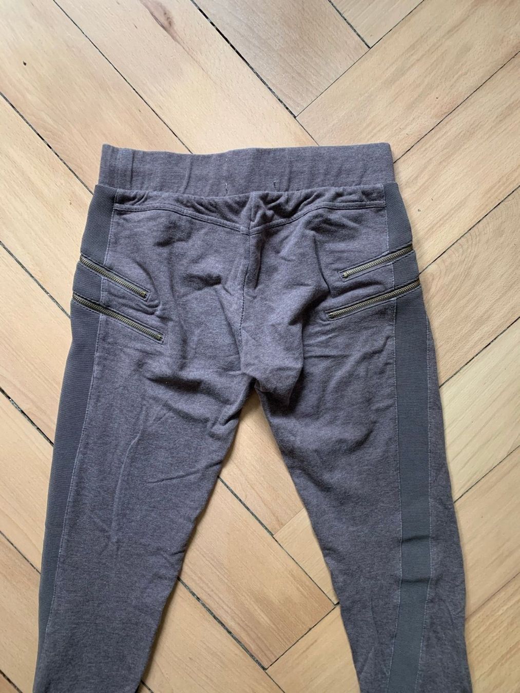 Bershka Leggings: BERSHKA - Leggings braun M – Usato da Zürich venduto da Diazaio 2