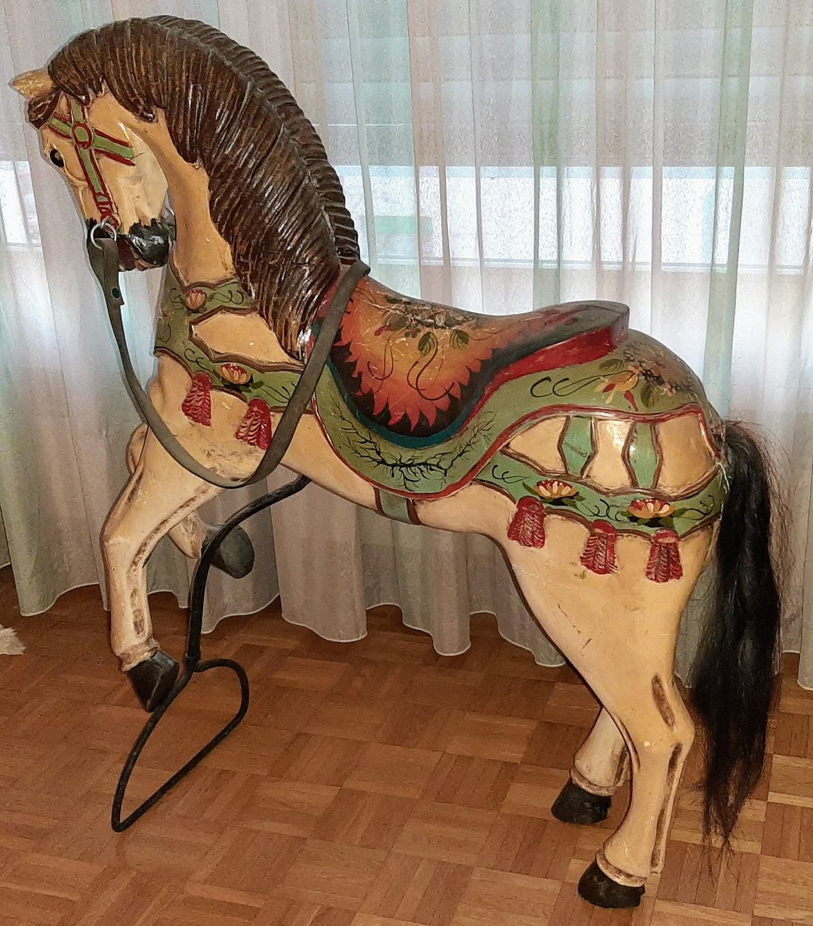 Figurines: Echtes Karussellpferd – D'occasion à Zürich par Zurich 2
