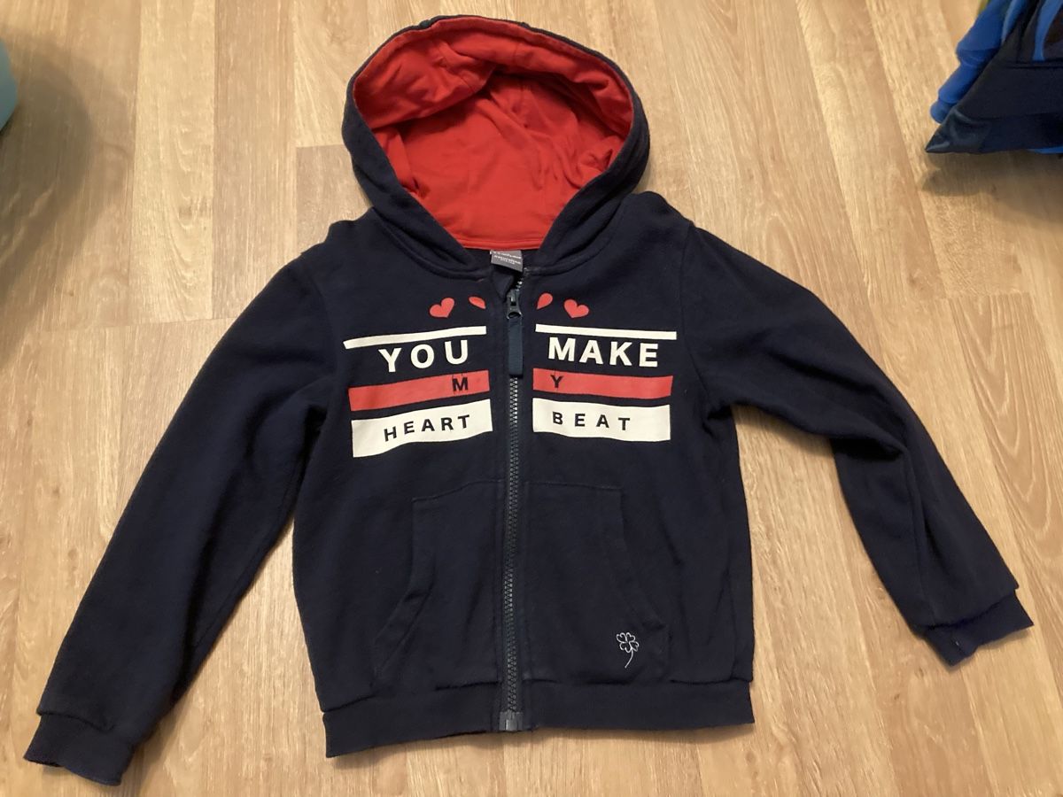 Giacche & Cappotti: Kinder Sweatjacke Gr. 110 – Usato da Emmenbrücke venduto da JJ_89